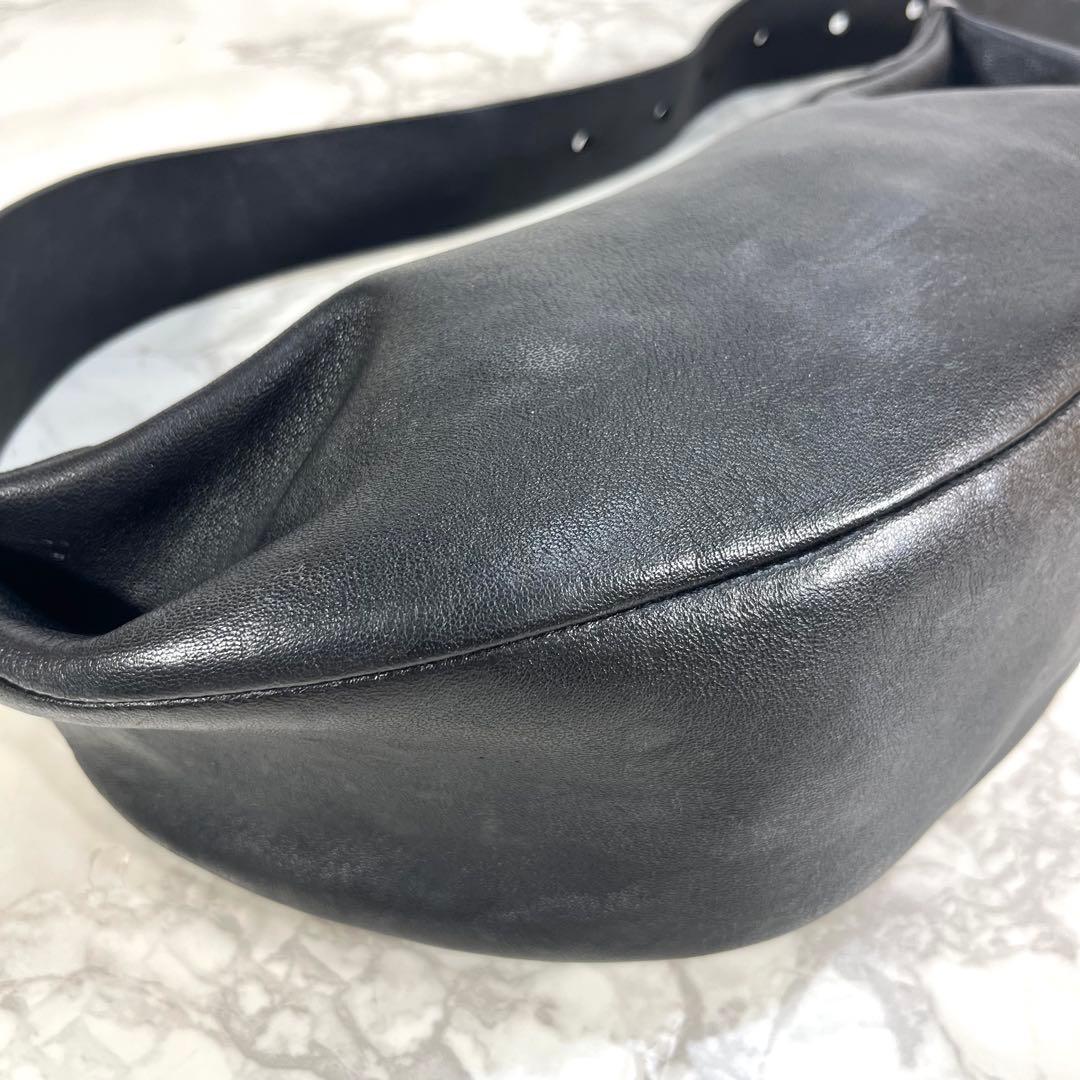 コ*モ様 COS コス ボディバッグ 羊革 プリーツベルトバッグ 黒 closs