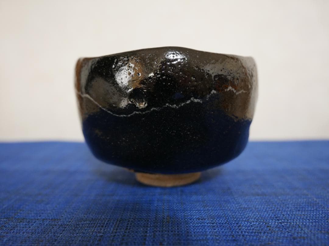 白幕釉　黒楽茶碗　高台寺窯