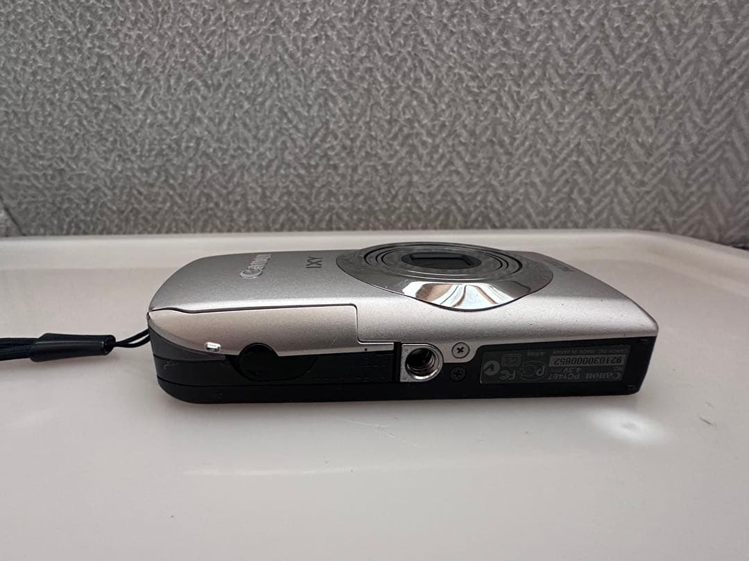 【Canon】IXY 10S コンパクトデジタルカメラ シルバー