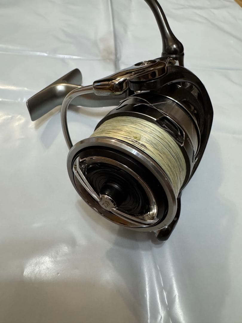 18カルディア LT 3000-CXH ダイワ(Daiwa)