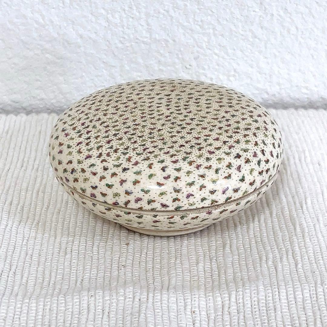 薩摩焼　白薩摩　香合　百蝶絵丸形　骨董　アンティーク　茶道具　インテリア　壽官銘