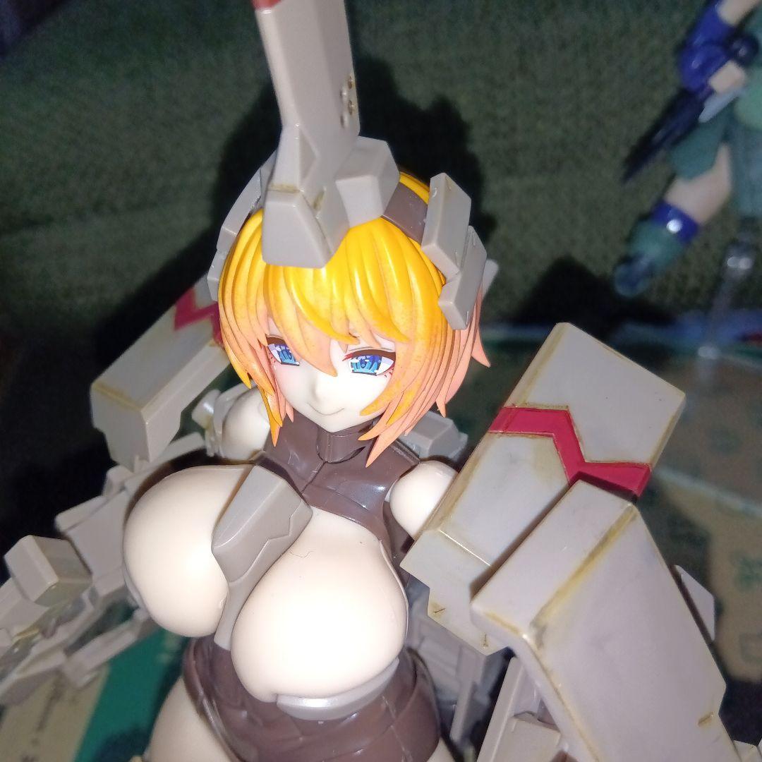 フレームアームズガール　輝鎚・甲　組立済　ぼよよん