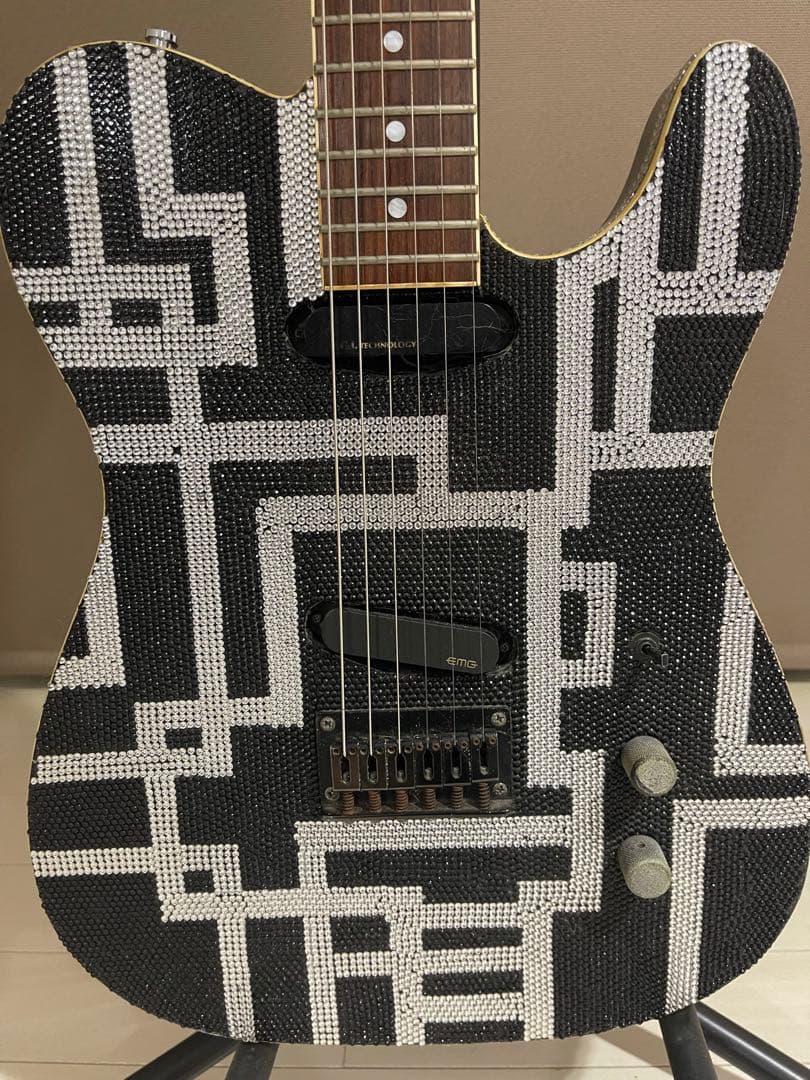 自作布袋モデル風 ギター FERNANDES