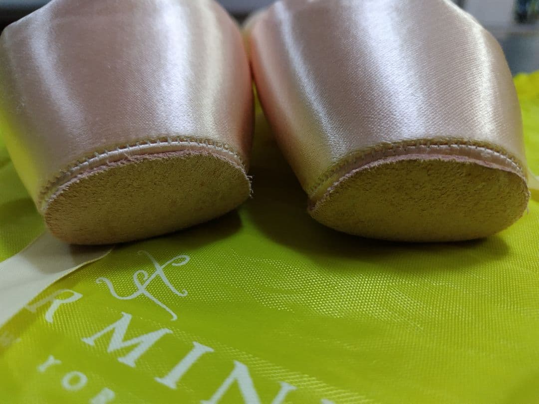 GAYNOR MINDEN トゥシューズ CL-8.5M3XDH　アメリカ製