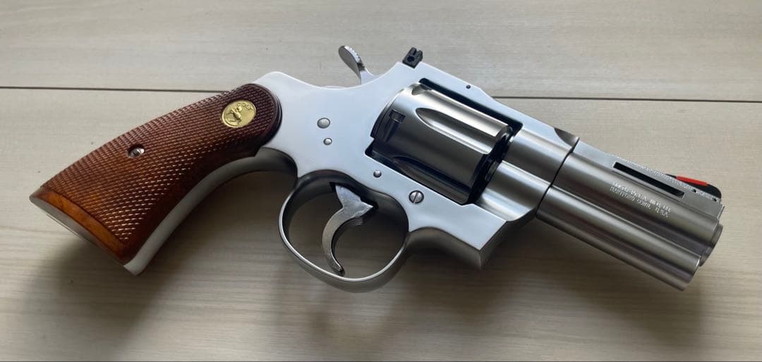 タナカコルトパイソンモデルガン 3インチRモデルステンレスフィニッシュ未発火