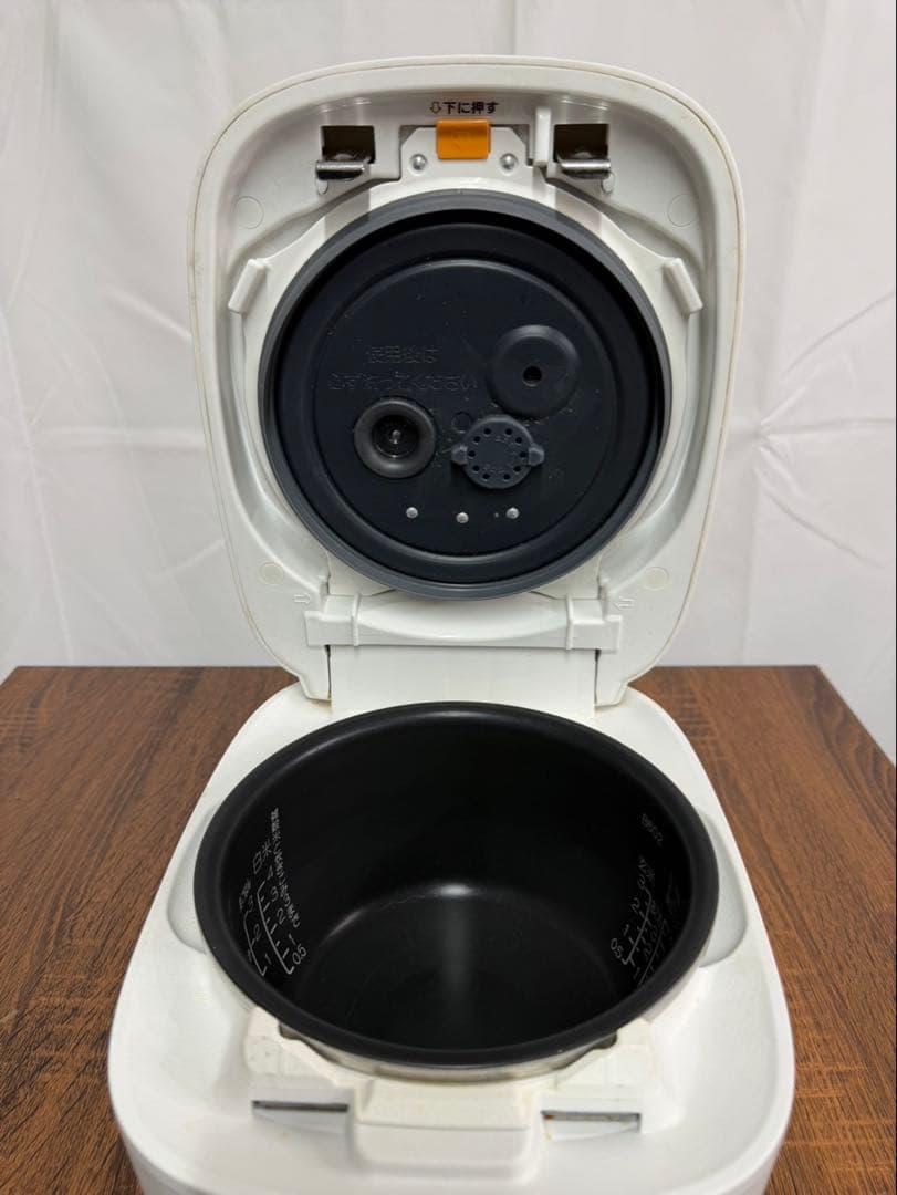 【美品】ZOJIRUSHI 象印 NW-US07 圧力IH炊飯ジャー 炎舞炊き