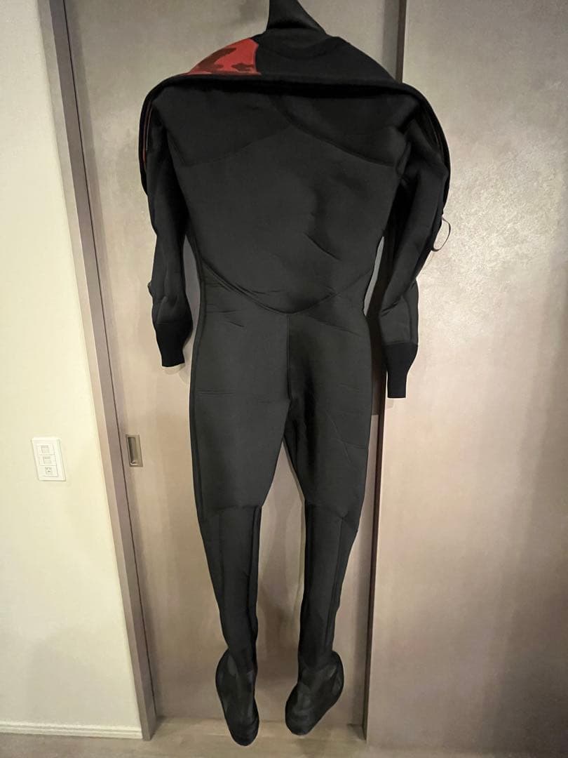 【Hato】ドライスーツ３点セット ワールドダイブ