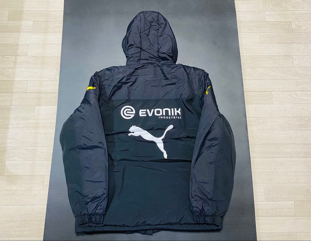 【新品　入手困難品】US L size ドルトムントベンチジャンパー