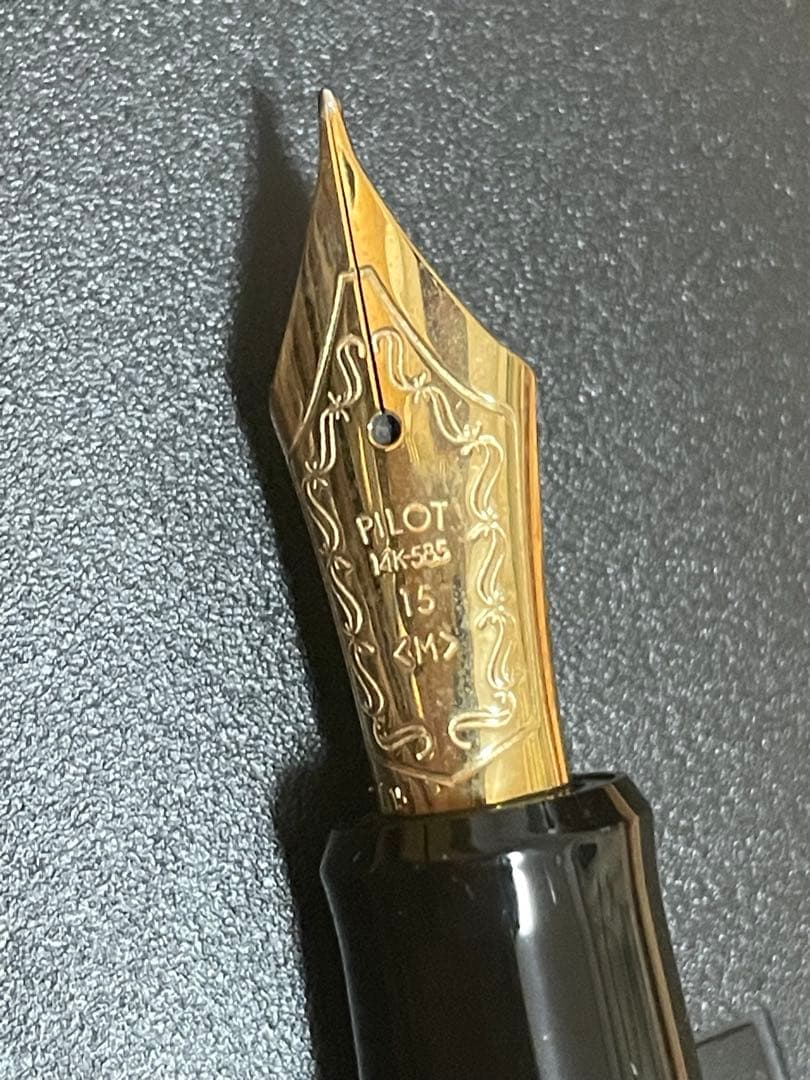 PILOT カスタムcustom 743 Mニブ 殆ど未使用 ケース保証書全て有