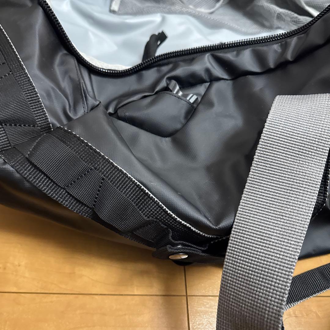 THULE Chasm Duffle 130L スーリー