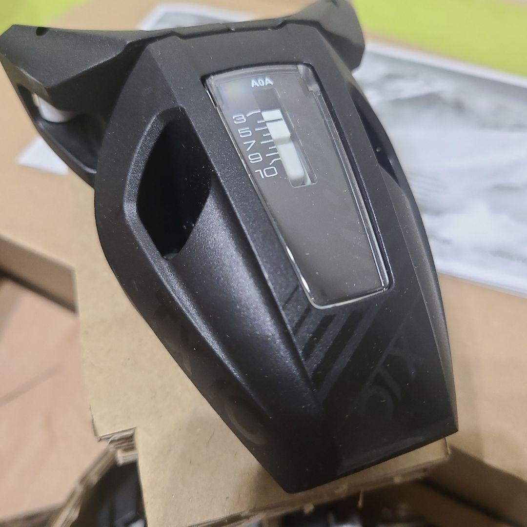 【送料込み】TYROLIA TX 10 GW Solid Black 未使用品