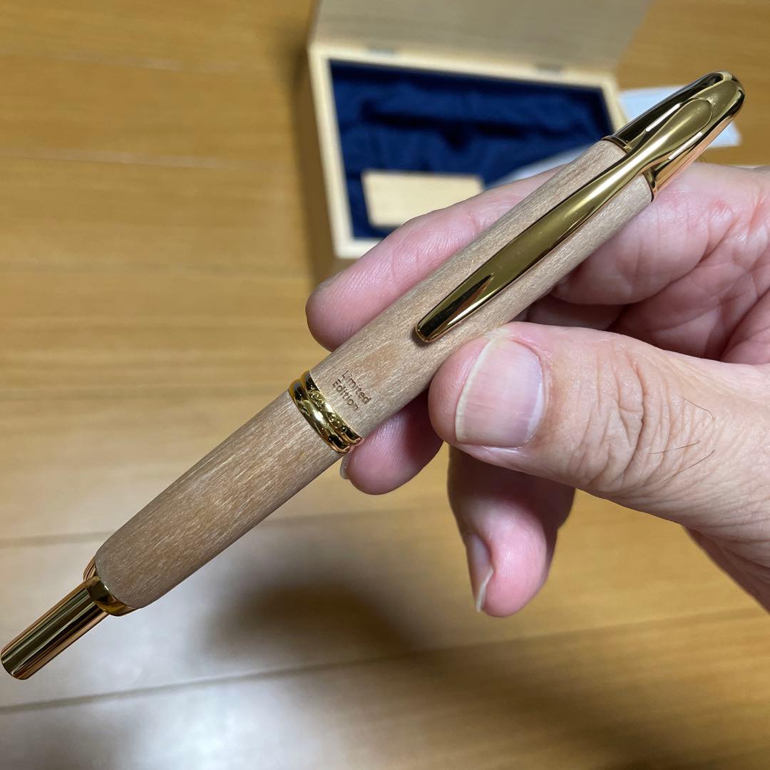 PILOT CAPLESS 50th Anniversary MAPLE 万年筆