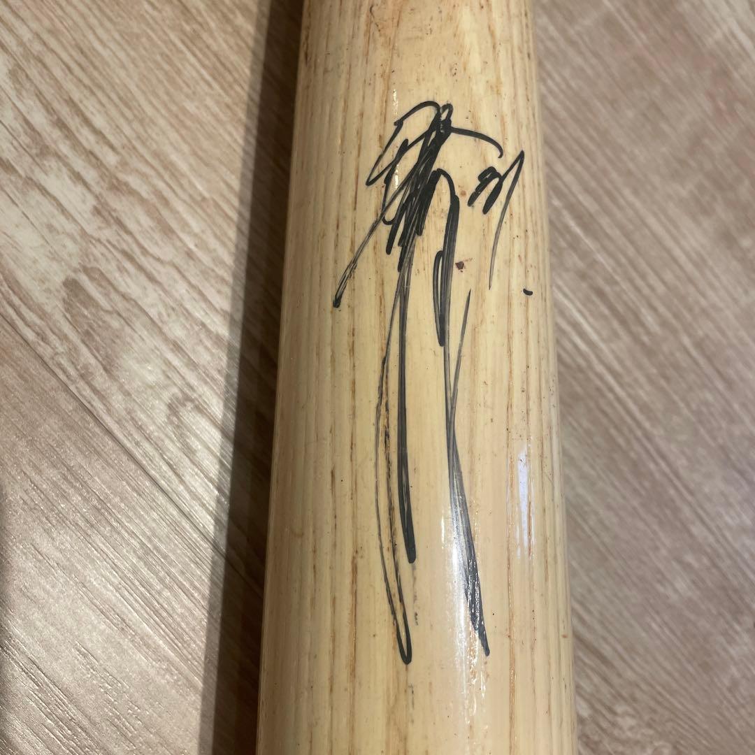 ヤクルトスワローズ 真中満 直筆サイン入りバット