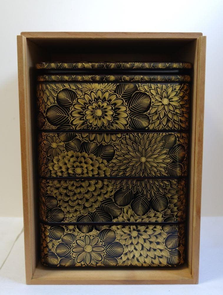 未使用 輪島塗 沈金菊文様 四段重箱
