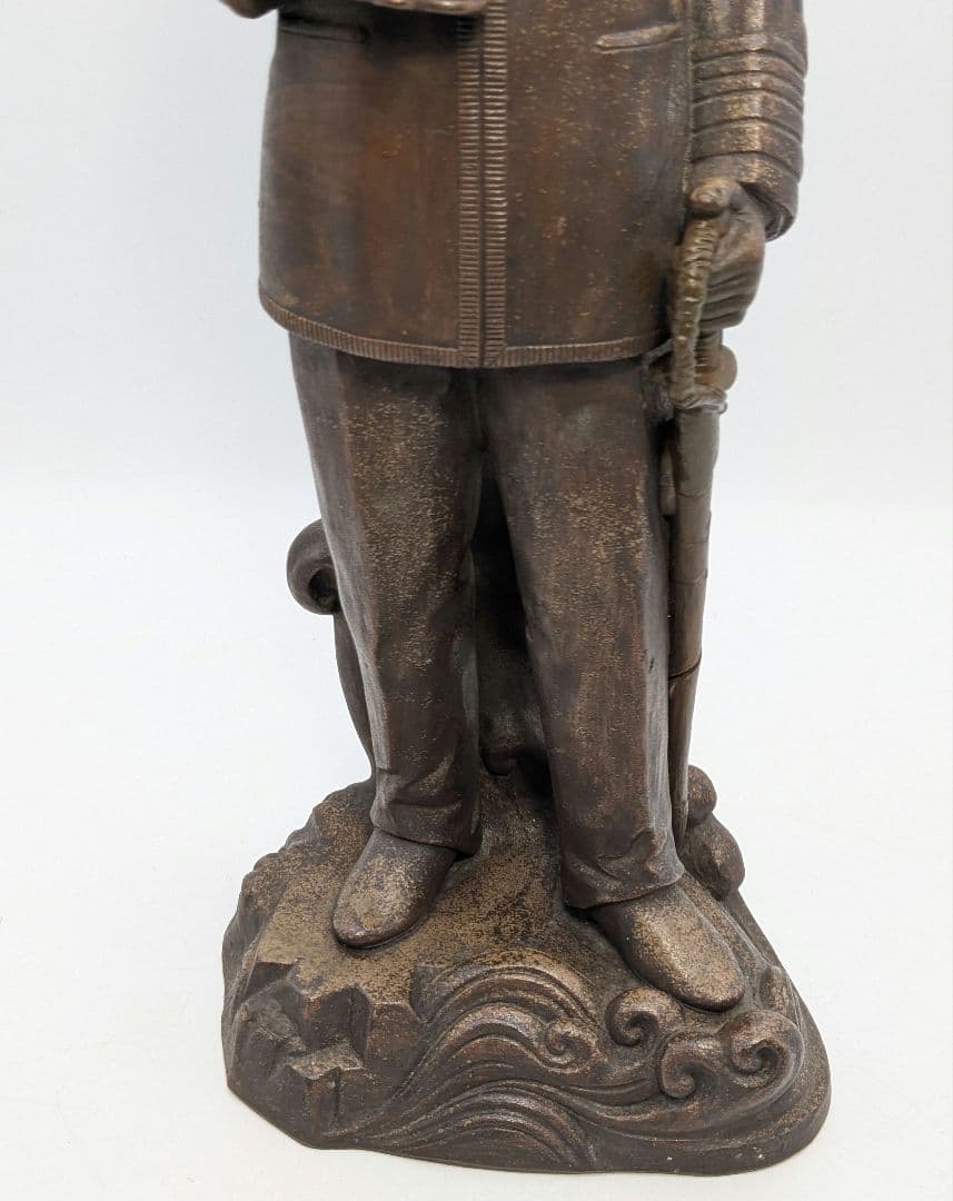 小西陶古 備前焼 東郷元帥像 置物 東郷平八郎 陶像 細工物 陶器人形 日露戦争
