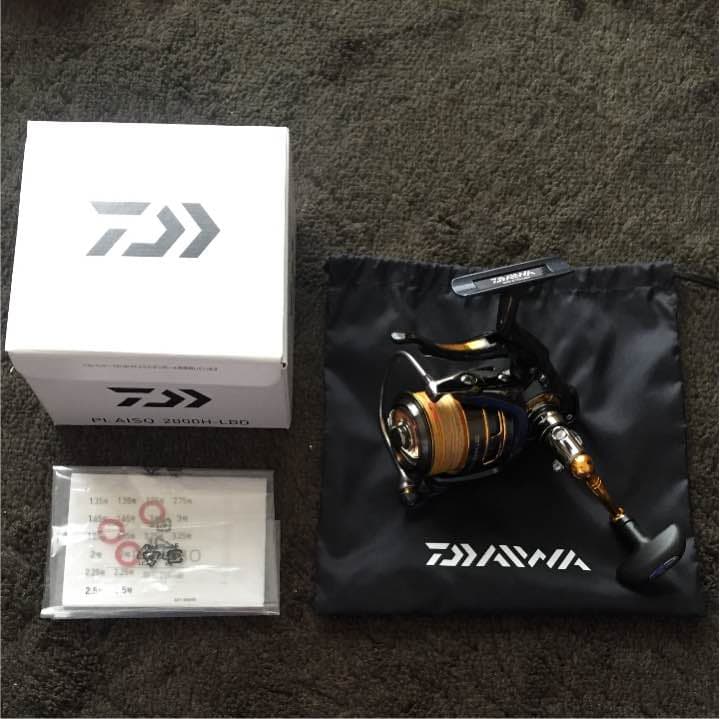 ダイワ プレイソ2000H-LBD 美品 現行型