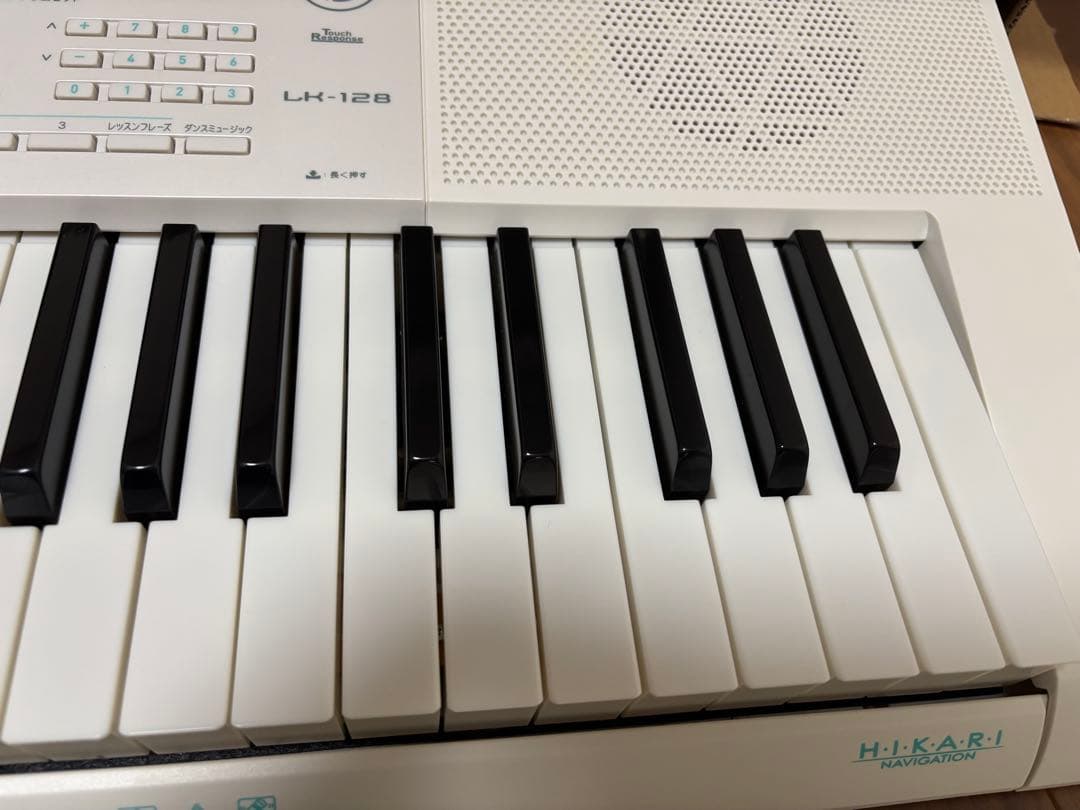 CASIO 光ナビゲーションキーボード LK-128
