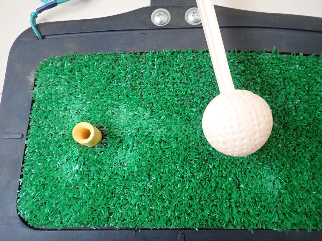 ゴルフ練習用マットとボールセット　Tabata　タバタ