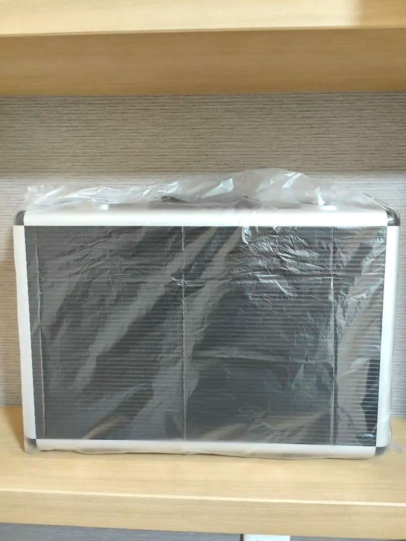 完全新品未開封DREAMBOX　ベイブレードX　ケース　中サイズ