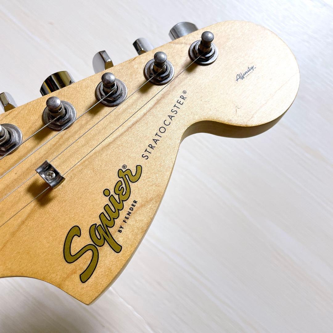 美品 スクワイヤー アフィニティ ストラトキャスター エレキギター ブラック