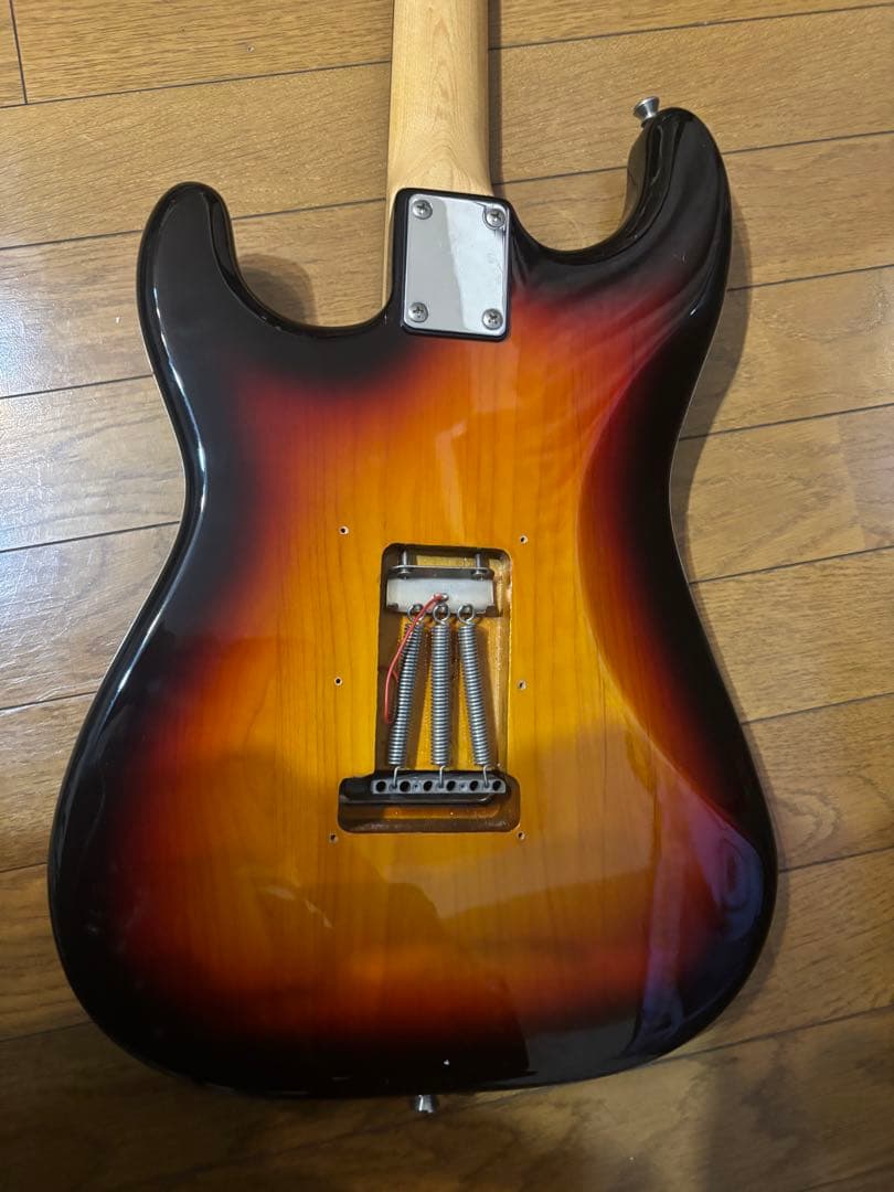バッカスストラトキャスター 美品