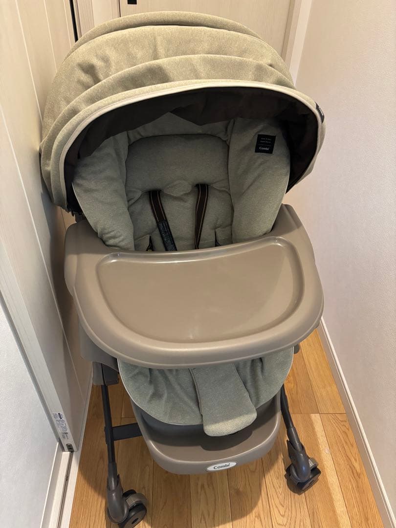 Combi ネムリラ　オートスイング　2018年モデル