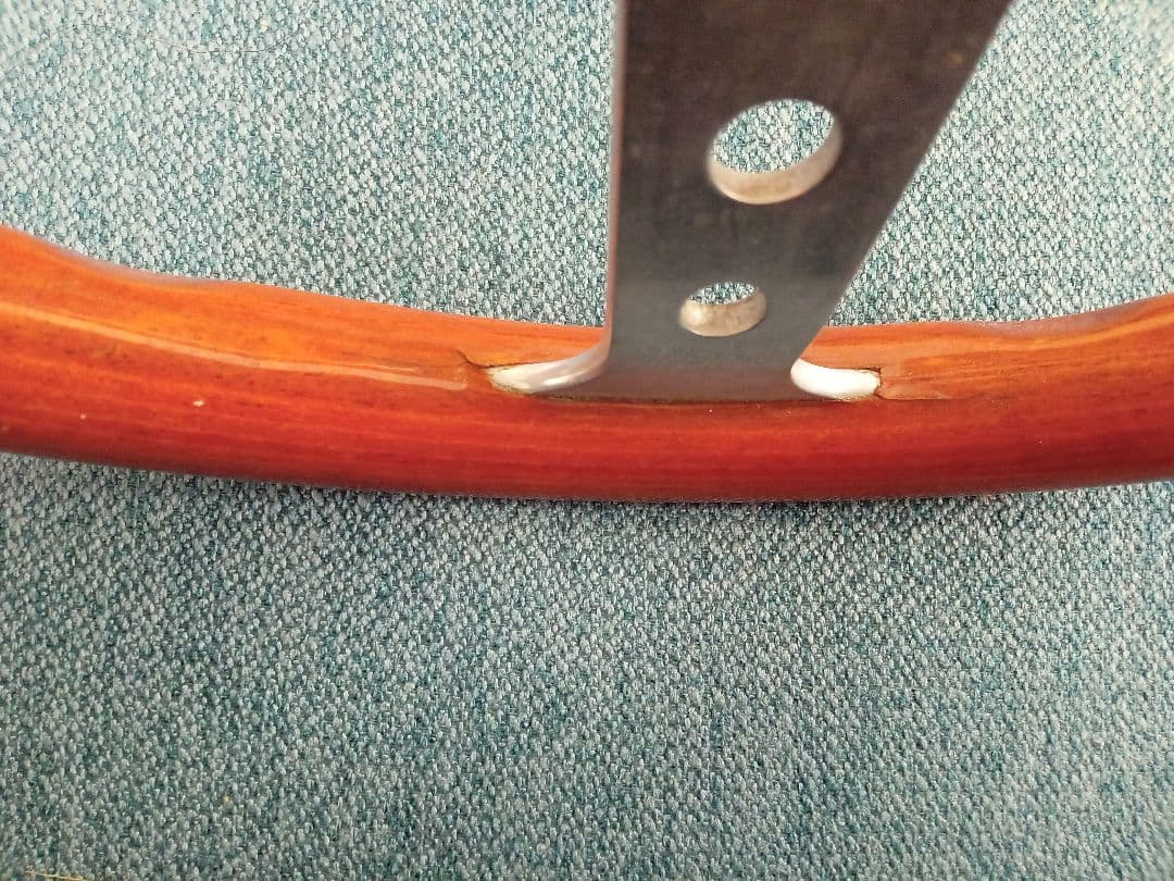 MOMO Super INDYステアリングハンドル　TRDホーンボタン1985年