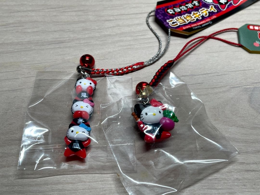 ご当地キティ　ハローキティ 長野・岐阜限定　根付けストラップ