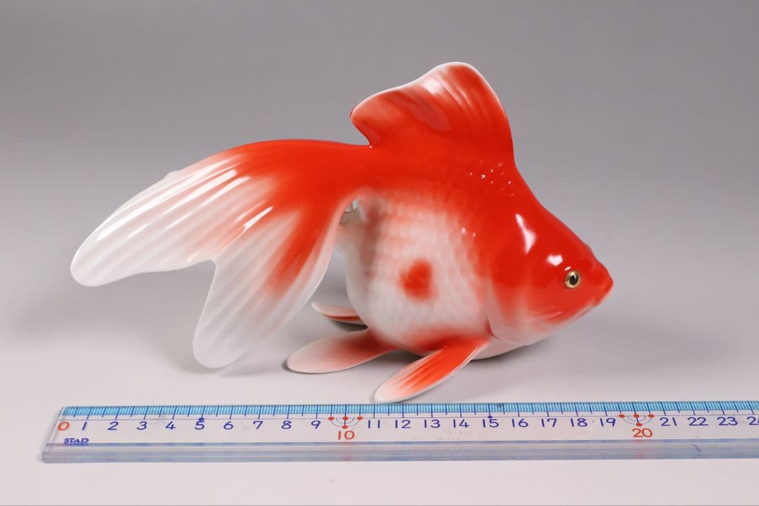 【CM316】ボーンチャイナ 金魚 置物 一点イタミありオマケ ノリタケ