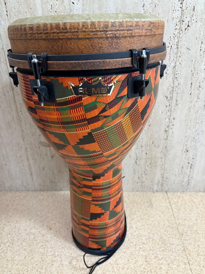 REMO ジャンベ　カラフルデザイン