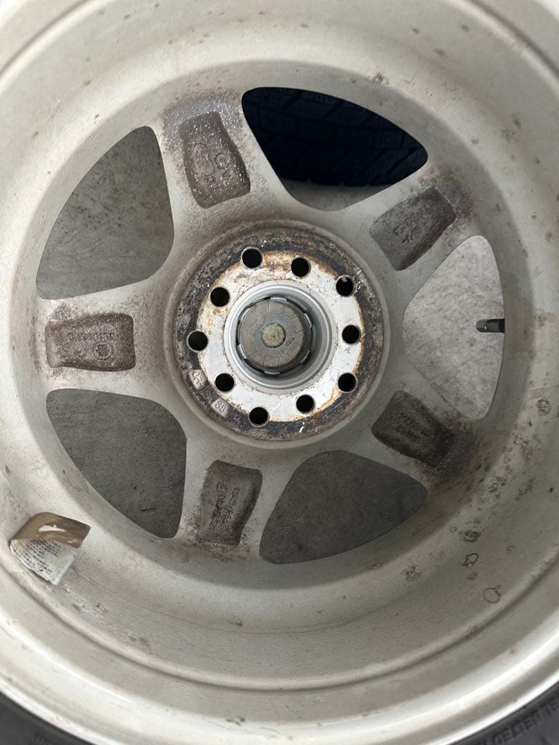 送料無料　195/65R15 冬タイヤブリヂストン　プリウスから取外