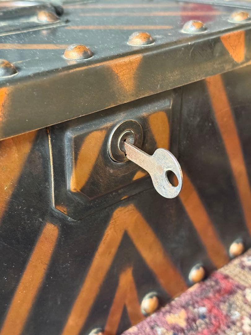 アンティーク雑貨 ERIE ART L CO JAPANNED BOX