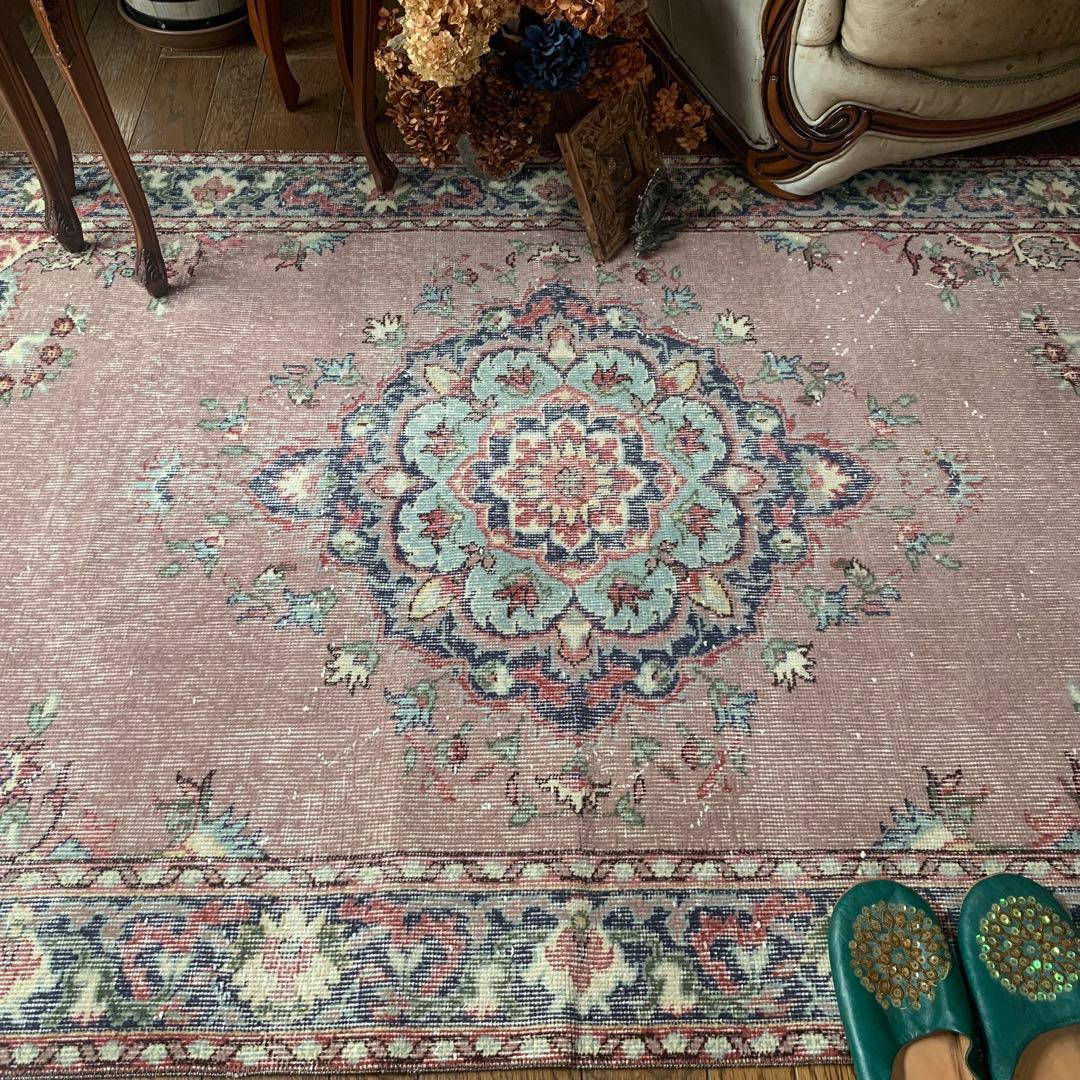 トルコヴィンテージラグ　モーブピンク　214 ×125 フラワー　メダリオン