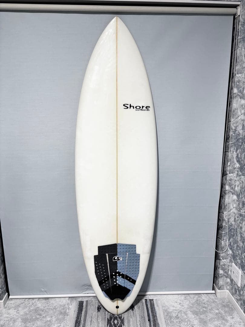 高浮力　shoreサーフボード6.4