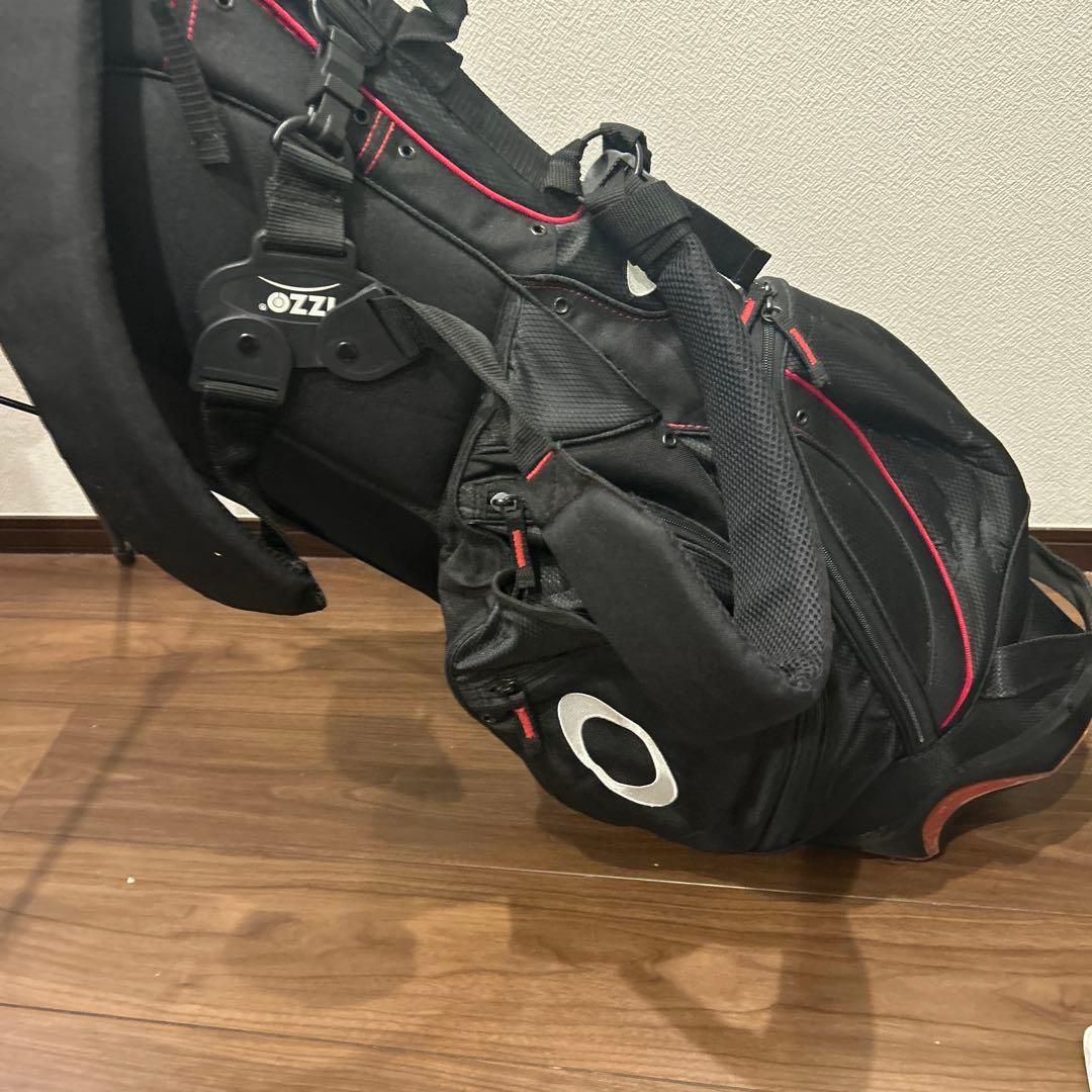 オークリー　キャディバッグ スタンド付き　ブラック　OAKLEY