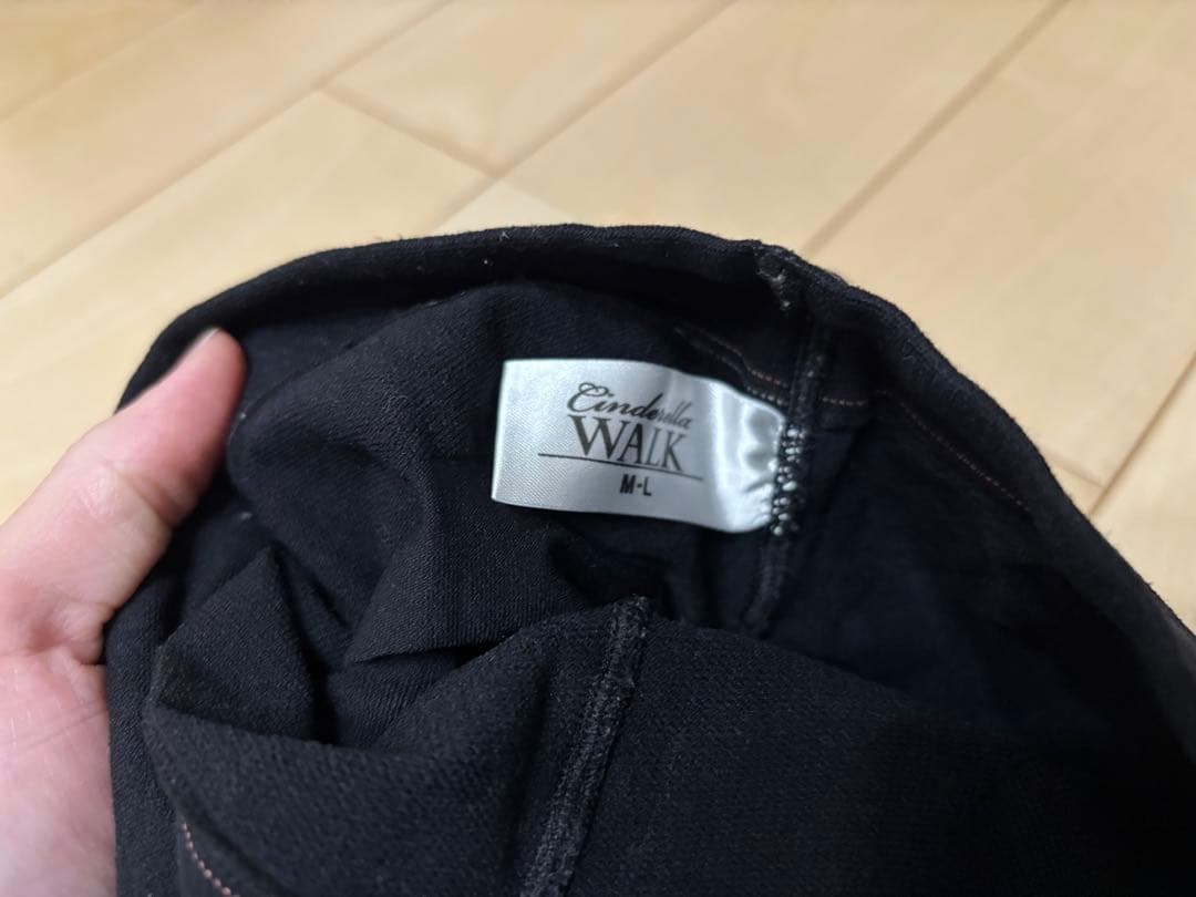 Cinderella WALKのブラック　着圧