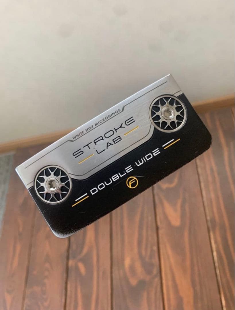 Odyssey Stroke Lab Double Wide パター　カバー付き