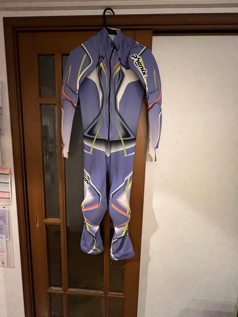 Pheenix アルペンスキー　ワンピースM FIS対応