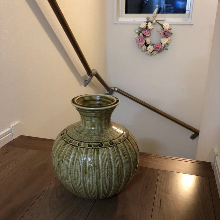 究極の美◼️蔵からかなり美しい大きな壺、壷が出てきました。花道具、古美術品