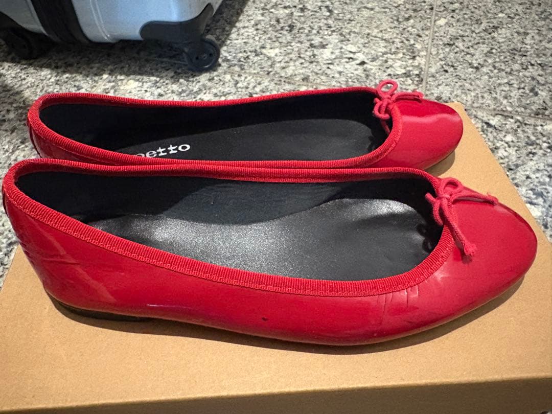 Repetto レッド　エナメル　40