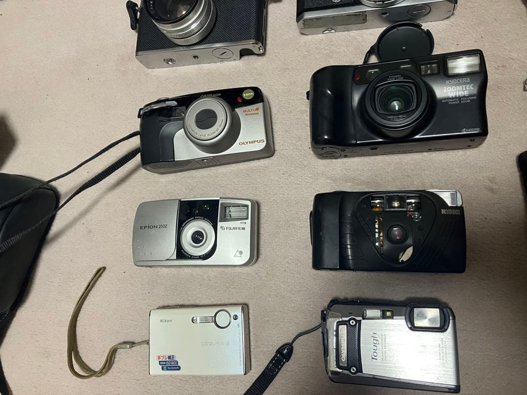 D*社様 デジカメ、オールドカメラ、付属品まとめ売り