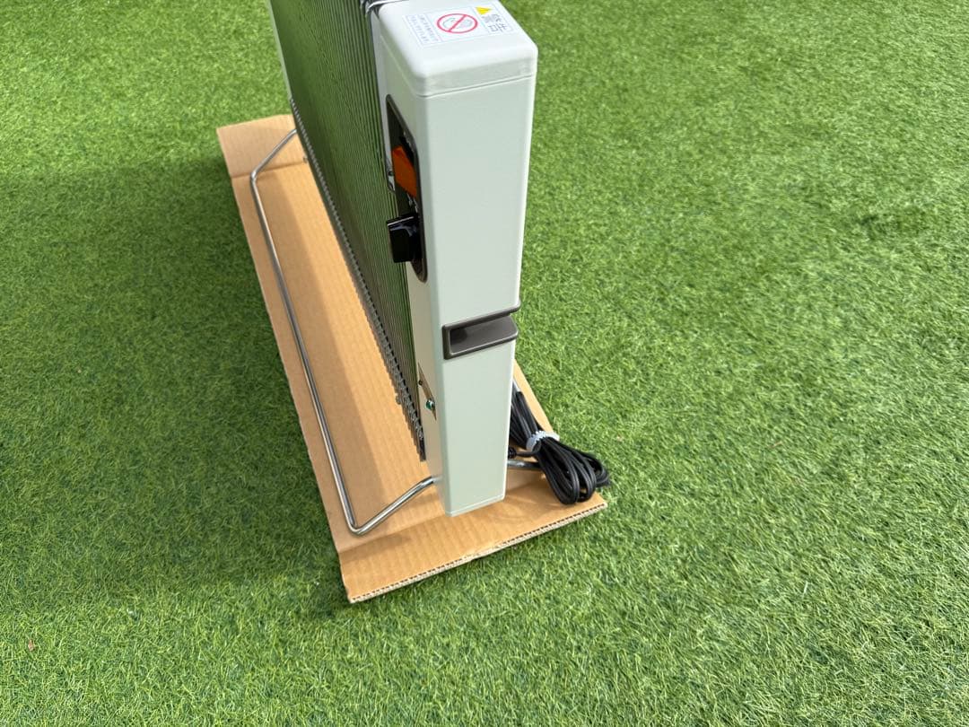 【極美品】 サンラメラ 1200W 遠赤外線 セラミックヒーター