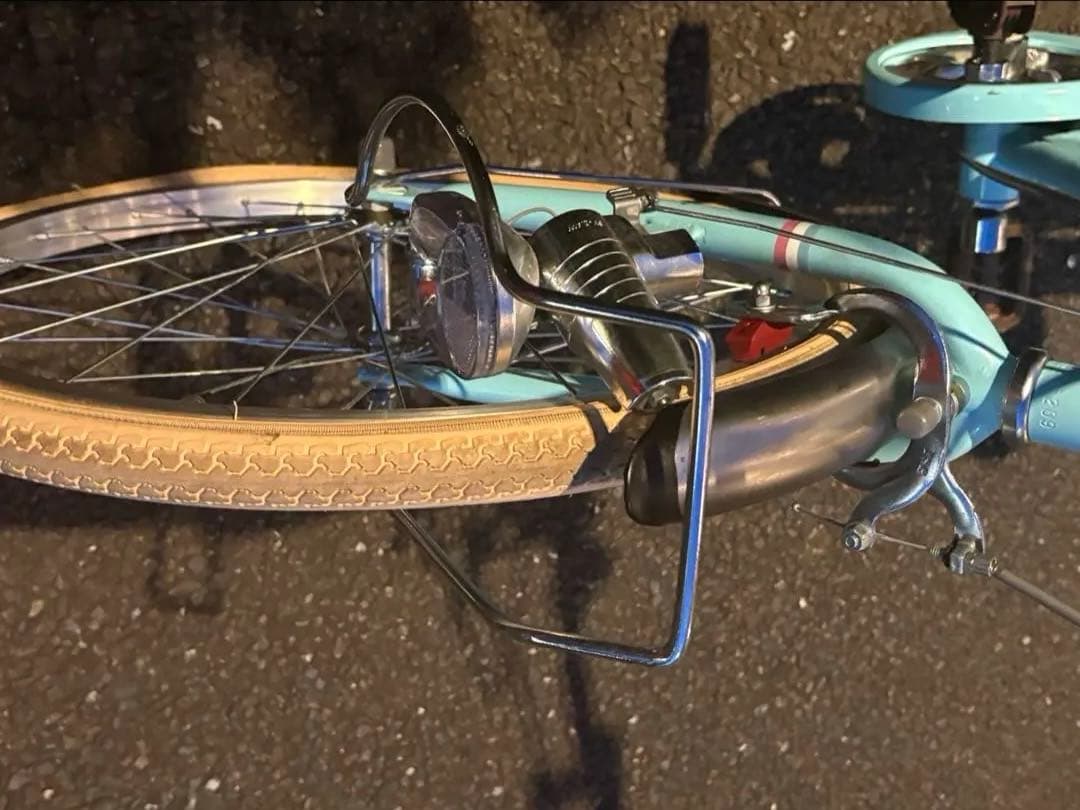 【美品】レトロデザイン子供用自転車 20インチ Café Croissant