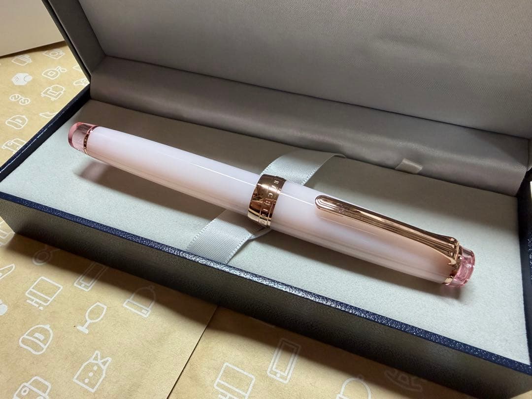 八文字屋 久保桜 ブルームピンク 万年筆 極細字EF