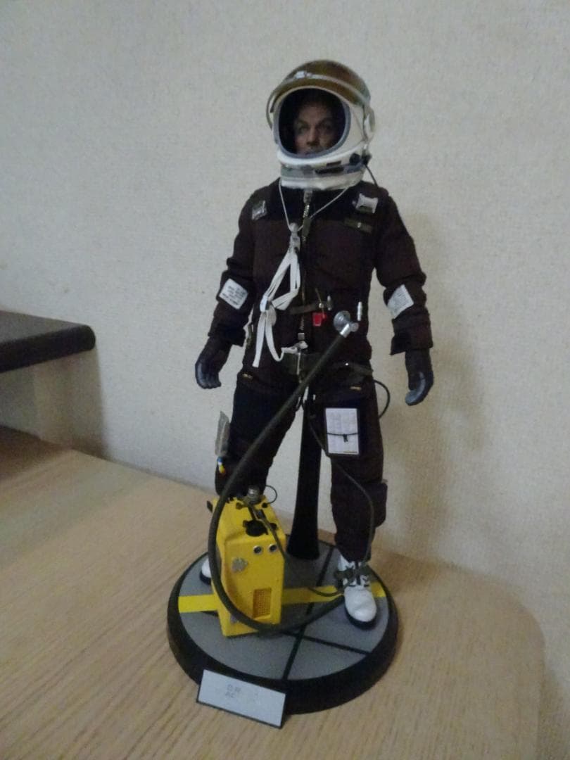 DAMTOYS SR-71 フライトテストエンジニア タイプ ホットトイズ