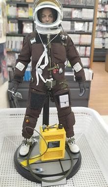 DAMTOYS SR-71 フライトテストエンジニア タイプ ホットトイズ