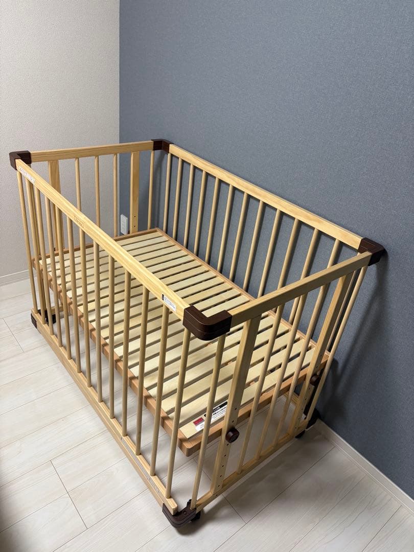 【売約済み】farska ファルスカ ベッドサイドベッド03(安全ベルト付)