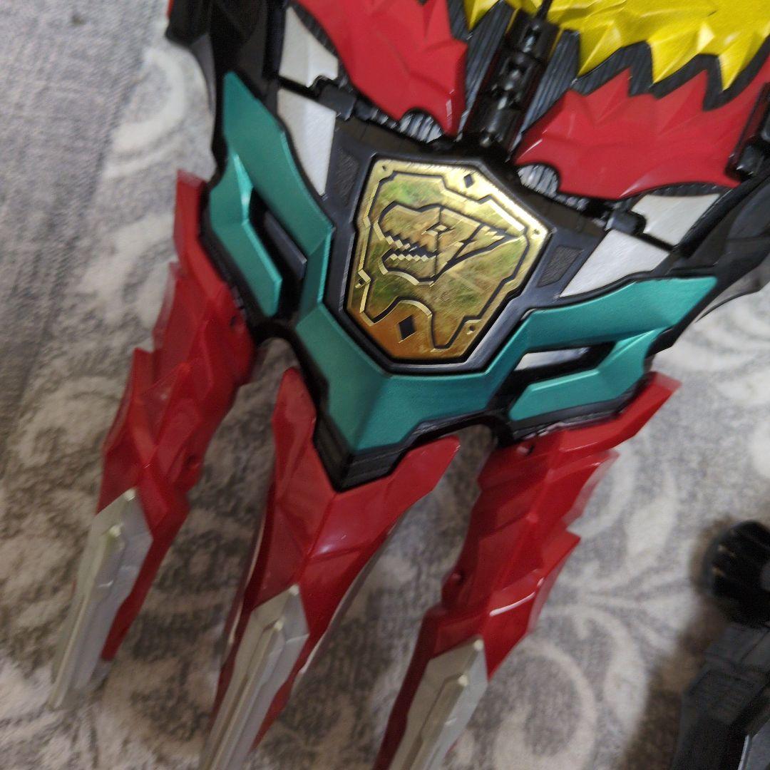 DX リュウソウジャー　武器　リュウソウカリバー　リュウソウル　ゴジュウジャー