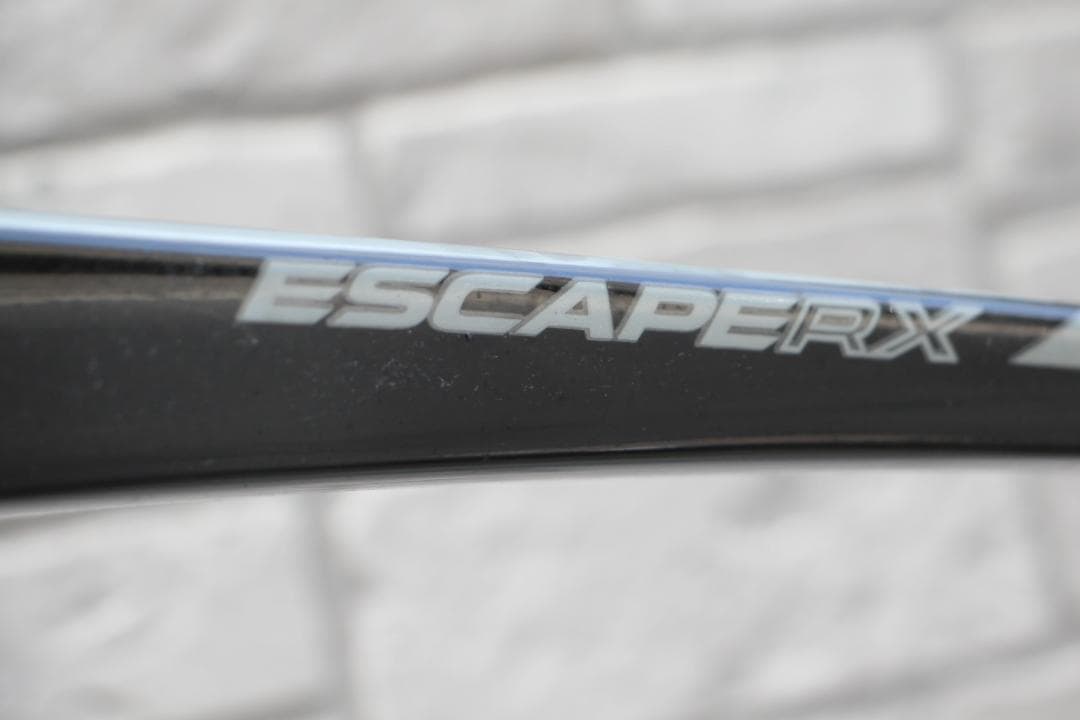 引き取り限定♪人気のGIANT♪エスケープRX♪通勤通学やレジャーなどにどうぞ♪