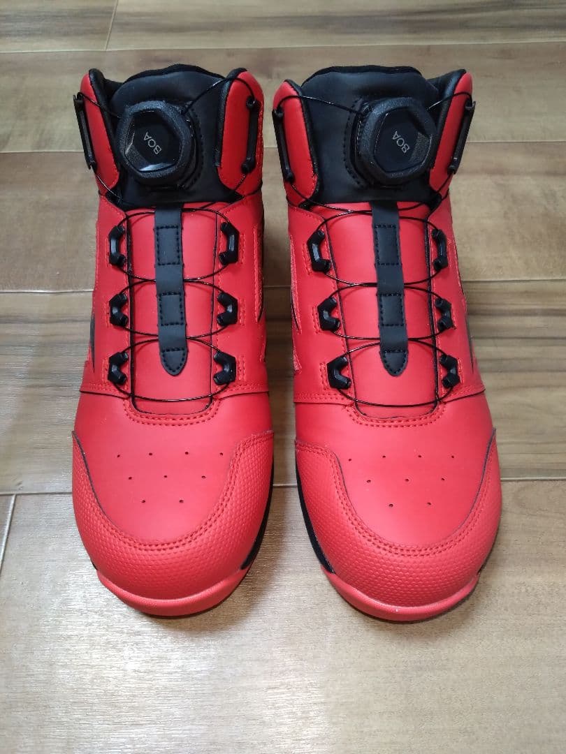 ミズノ　安全靴　２７センチ　新品　未使用